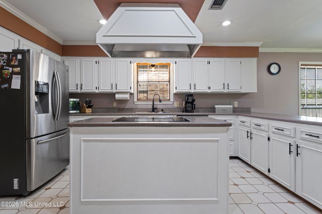 428 Cove Drive, Biloxi, MS 39531