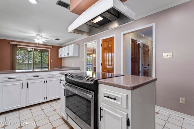 428 Cove Drive, Biloxi, MS 39531