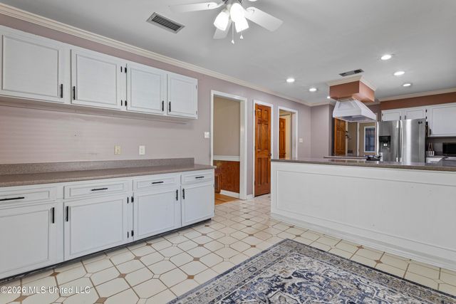 428 Cove Drive, Biloxi, MS 39531