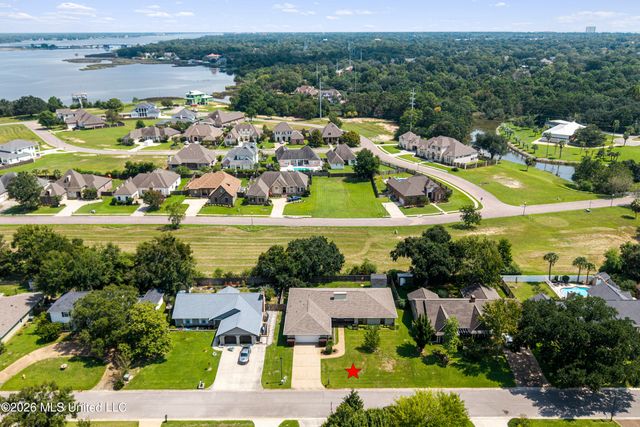 428 Cove Drive, Biloxi, MS 39531