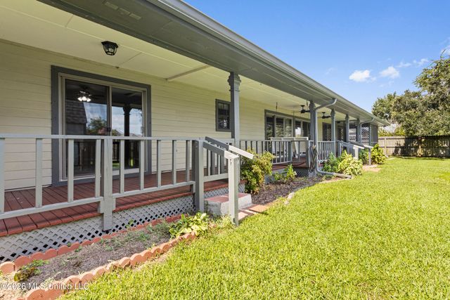 428 Cove Drive, Biloxi, MS 39531