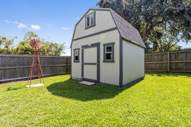 428 Cove Drive, Biloxi, MS 39531