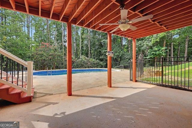 205 Harbor Lakes Way, Fayetteville, GA 30215