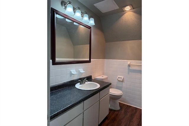 3001 Jane Lane 102, Haltom City, TX 76117
