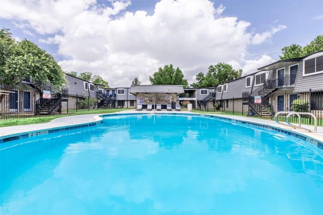 3001 Jane Lane 102, Haltom City, TX 76117