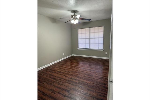 3001 Jane Lane 102, Haltom City, TX 76117