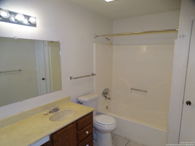 9819 Valley Villa, San Antonio, TX 78250