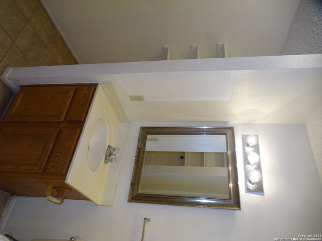 9819 Valley Villa, San Antonio, TX 78250