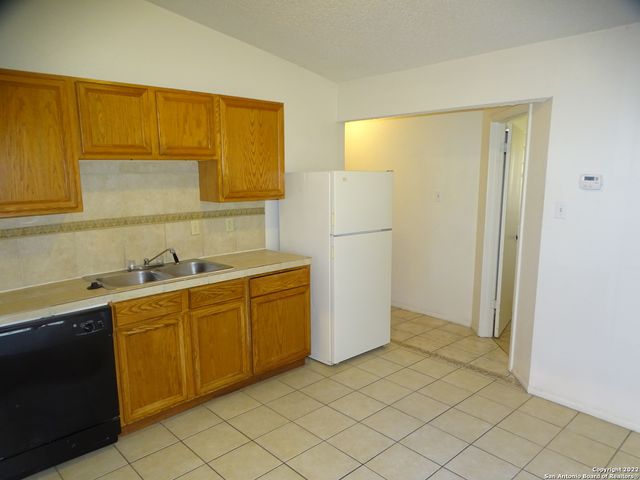 9819 Valley Villa, San Antonio, TX 78250