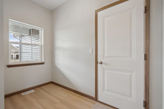 2715 Autumn Woods Drive, Cedar Falls, IA 50613