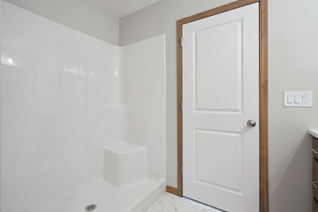 2715 Autumn Woods Drive, Cedar Falls, IA 50613