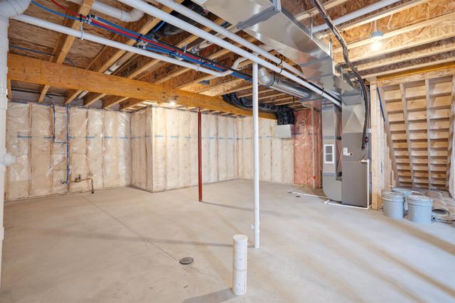 2715 Autumn Woods Drive, Cedar Falls, IA 50613