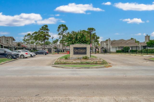 12203 Sandpiper Drive 122, Houston, TX 77035