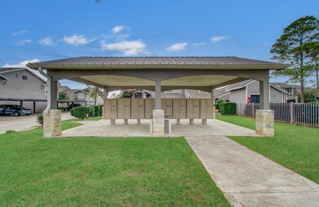 12203 Sandpiper Drive 122, Houston, TX 77035