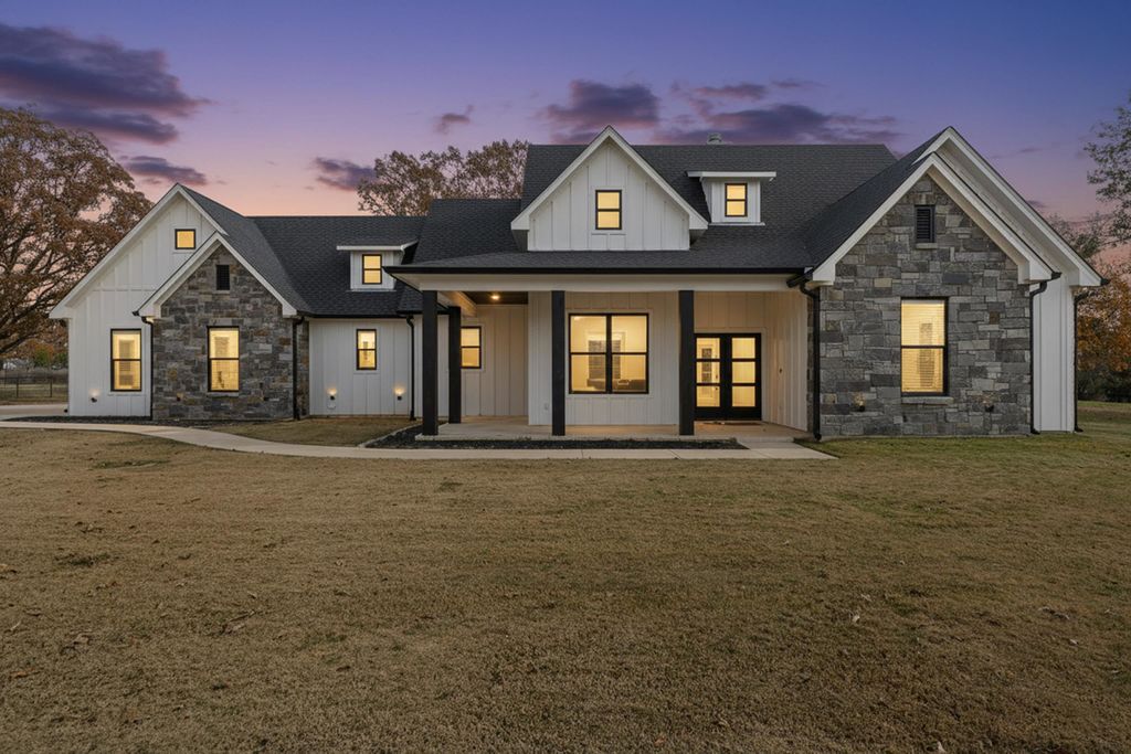 8947 POMEGRANTE RD, Gilmer, TX 75645