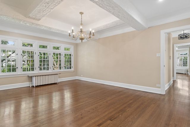 2247 W Estes Avenue 1, Chicago, IL 60645