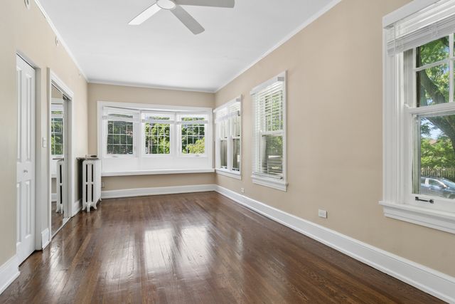 2247 W Estes Avenue 1, Chicago, IL 60645