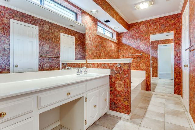 7010 Northwood Road, Dallas, TX 75225