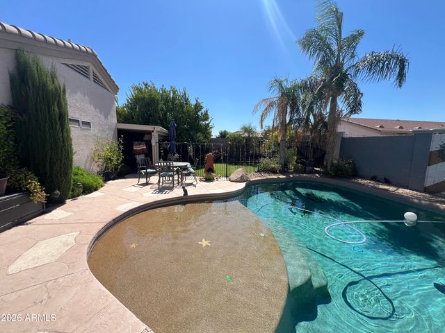 11185 W ASHLEY CHANTIL Drive, Surprise, AZ 85378