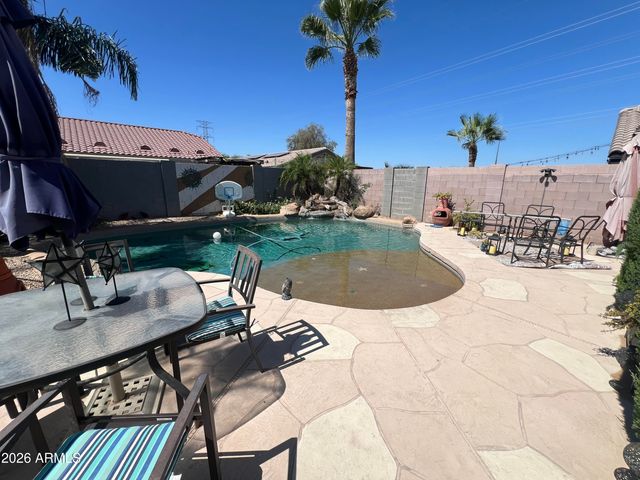 11185 W ASHLEY CHANTIL Drive, Surprise, AZ 85378
