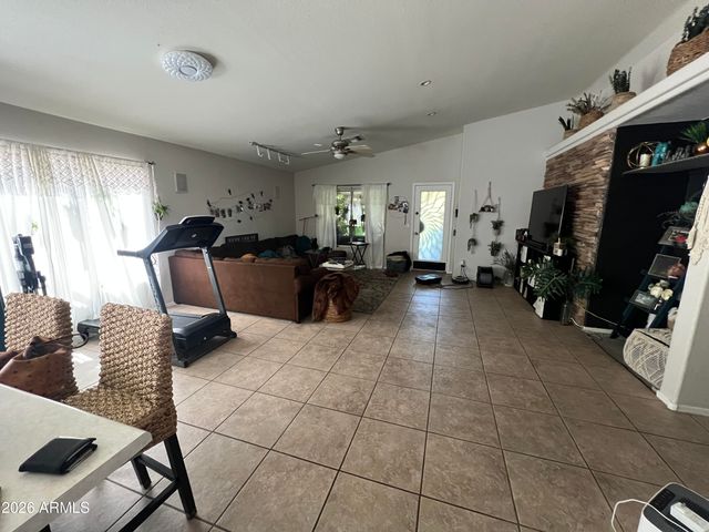 11185 W ASHLEY CHANTIL Drive, Surprise, AZ 85378