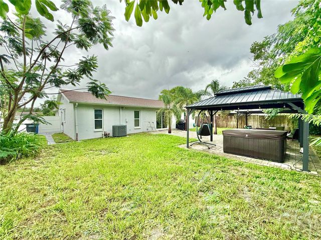 1237 LOTUS PATH, Clearwater, FL 33756