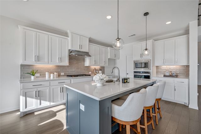 7001 Lowbranch Trail, Little Elm, TX 76227