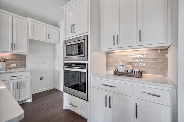 7001 Lowbranch Trail, Little Elm, TX 76227