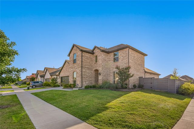 7001 Lowbranch Trail, Little Elm, TX 76227