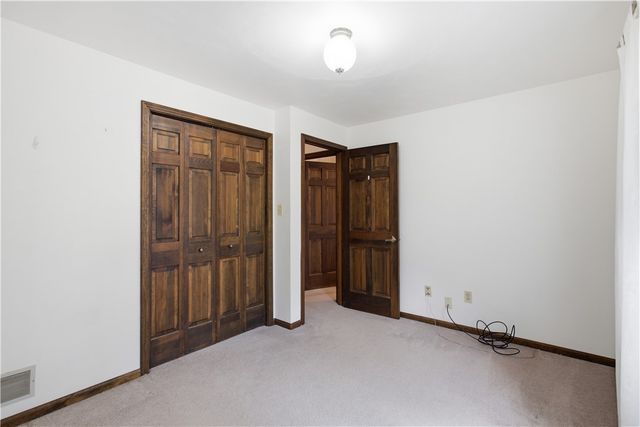 1721 Grove Crest Dr, Plum Boro, PA 15239