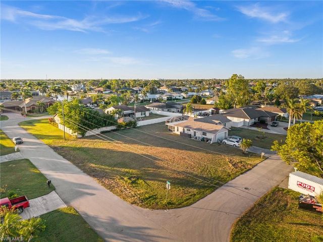 1236 SE 21st PL, Cape Coral, FL 33990