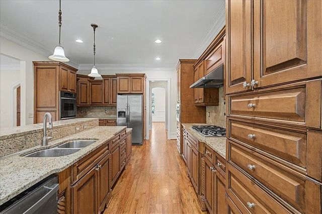 3880 Stratford Walk Circle NE, Atlanta, GA 30342