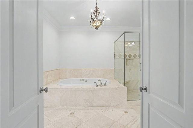 3880 Stratford Walk Circle NE, Atlanta, GA 30342