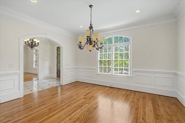 3880 Stratford Walk Circle NE, Atlanta, GA 30342