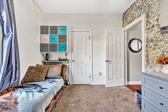 207 Overlook RD, Vinton, VA 24179