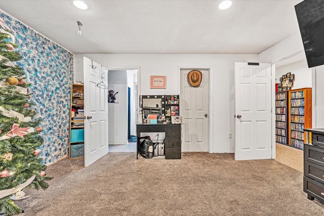 207 Overlook RD, Vinton, VA 24179