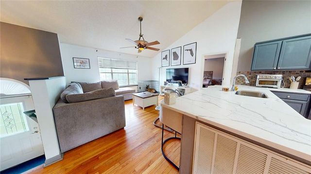 30 Cathedral Heights SW, Cartersville, GA 30120