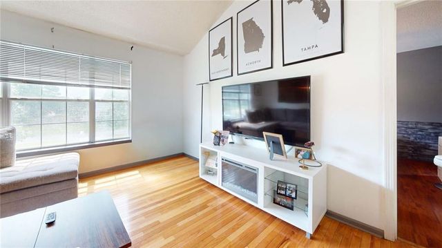 30 Cathedral Heights SW, Cartersville, GA 30120