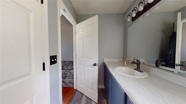 30 Cathedral Heights SW, Cartersville, GA 30120