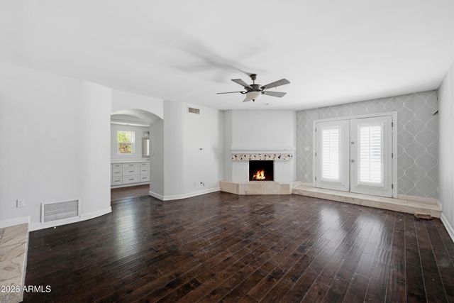 7214 E ROYAL PALM Road, Scottsdale, AZ 85258
