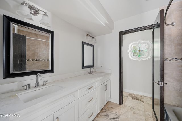 7214 E ROYAL PALM Road, Scottsdale, AZ 85258