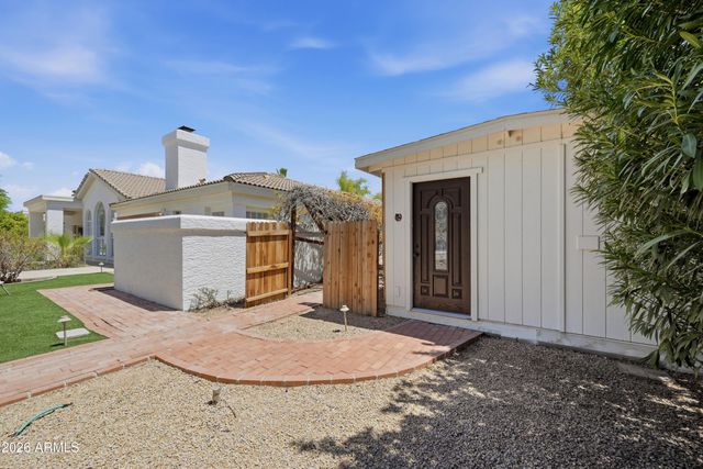 7214 E ROYAL PALM Road, Scottsdale, AZ 85258