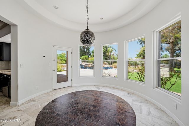 7214 E ROYAL PALM Road, Scottsdale, AZ 85258