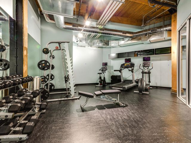 676 N Kingsbury Street 104, Chicago, IL 60654