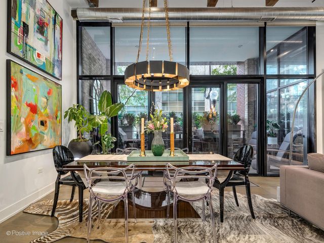 676 N Kingsbury Street 104, Chicago, IL 60654