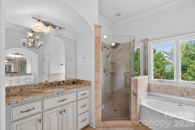 2132 Foxcroft Woods Lane, Charlotte, NC 28211
