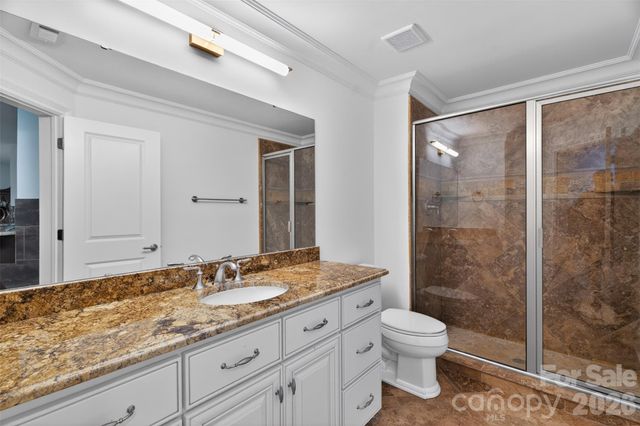 2132 Foxcroft Woods Lane, Charlotte, NC 28211