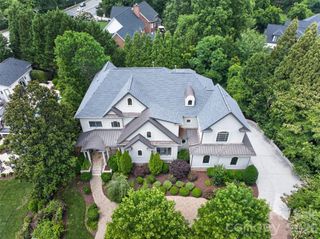 2132 Foxcroft Woods Lane, Charlotte, NC 28211