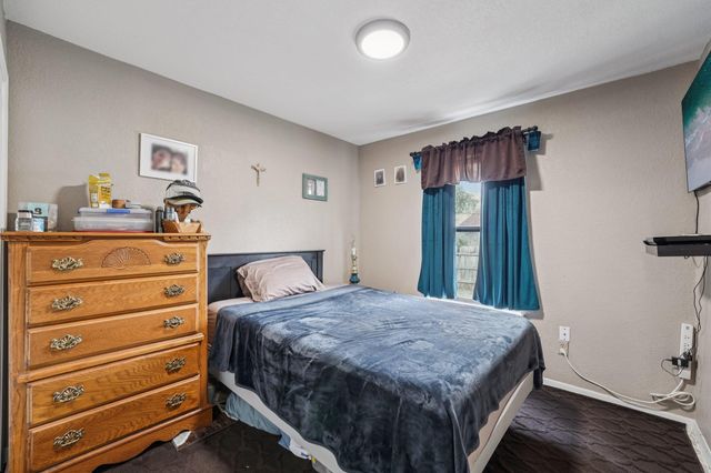 1121 Bootys Crossing RD, Georgetown, TX 78628