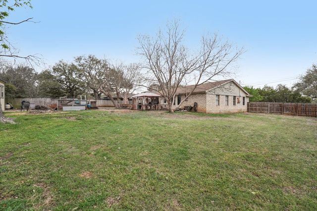 1121 Bootys Crossing RD, Georgetown, TX 78628